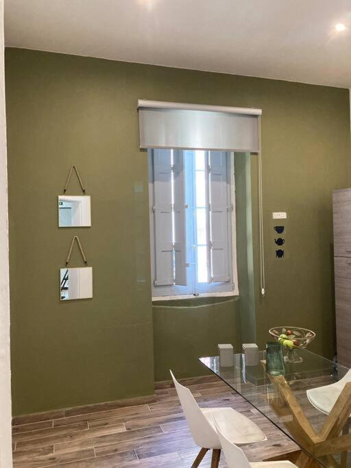 Sliema - 2 Mins From The Beach Apartment Exterior photo